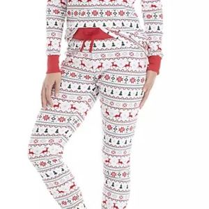 NEW | 2 PC Christmas Reindeer Pajamas - MERRY WEAR Fair Isle | Red White | Large